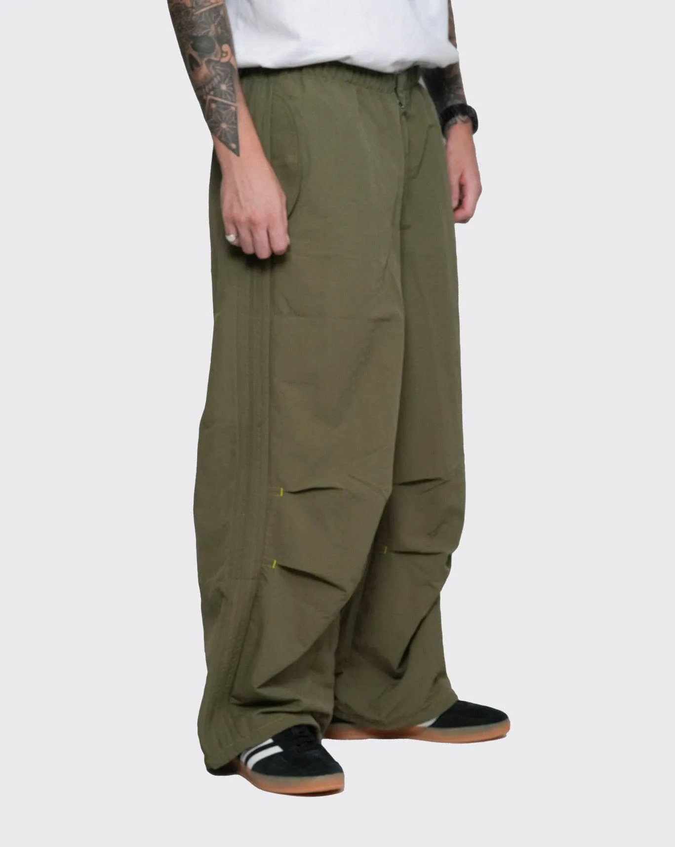 ADIDAS Parachute Pant