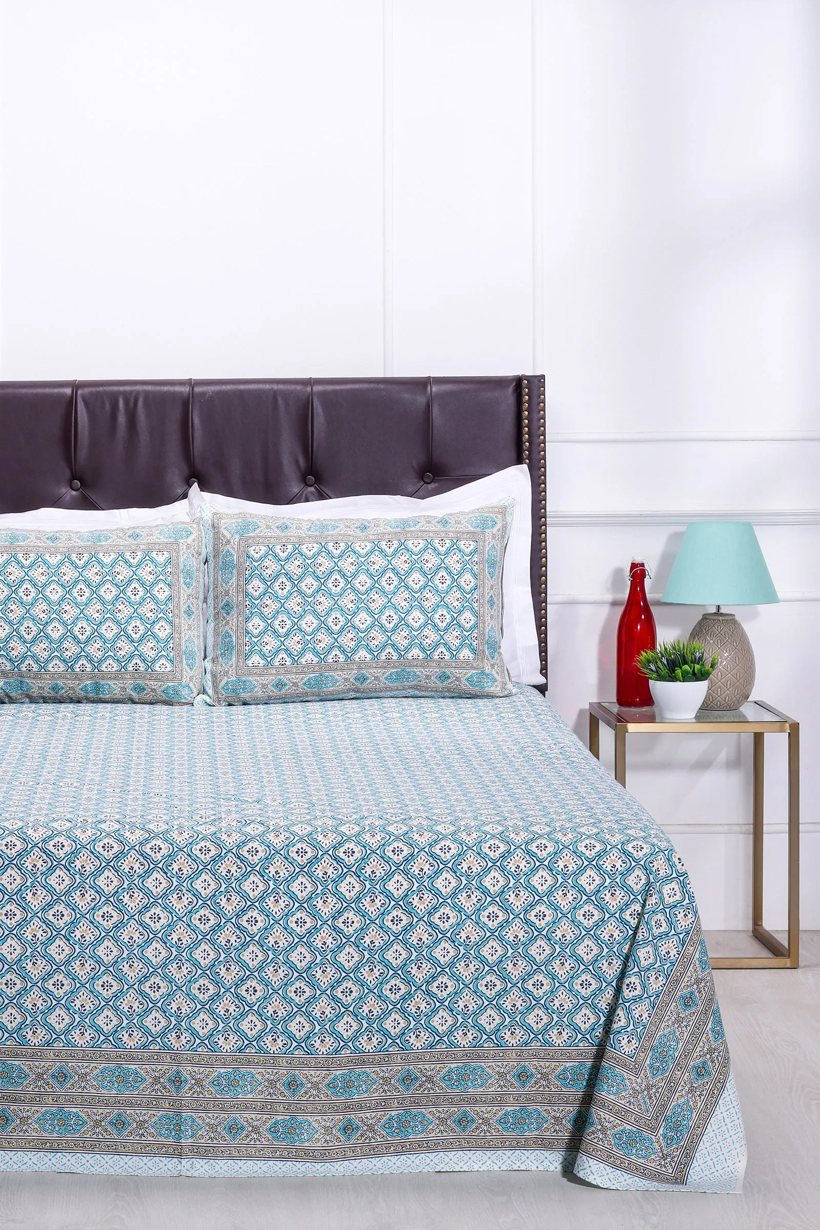 Alice Checks Turqoise Cotton  Bedsheet