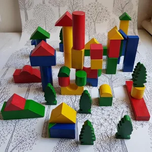 Construction Blocks - 50 pieces, in a bucket.